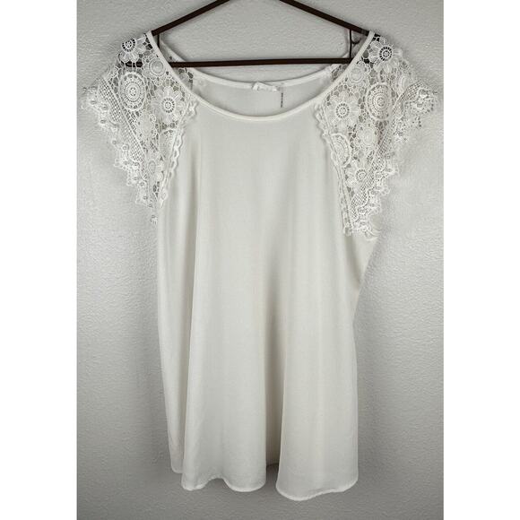 Trendy JS Women’s White Lace Sleeveless Top Floral Lacey Flowy Romantic Size 1X - Picture 2 of 6